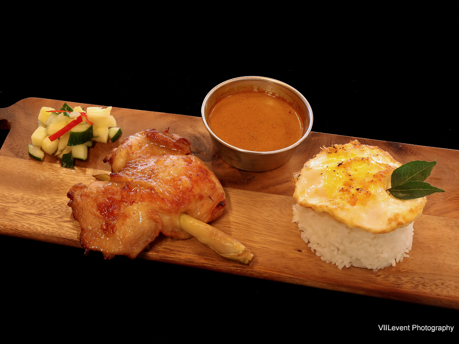 Midas Roti Food Photographer - Midas - Every Touch is Gold - Curry, Baked Roti ...